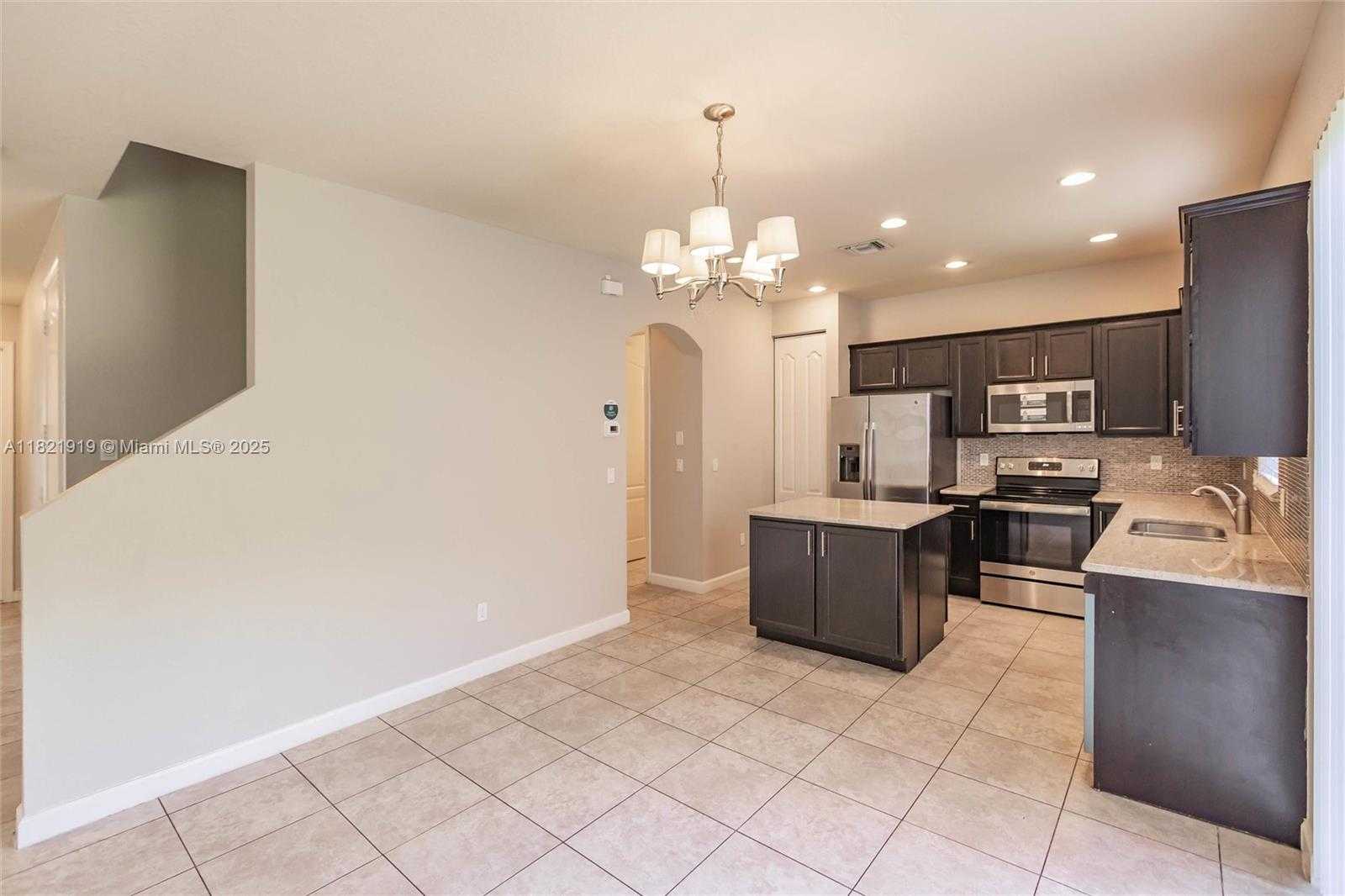 Small Image of 3809 ASPEN LEAF DR, Boynton Beach Number 13