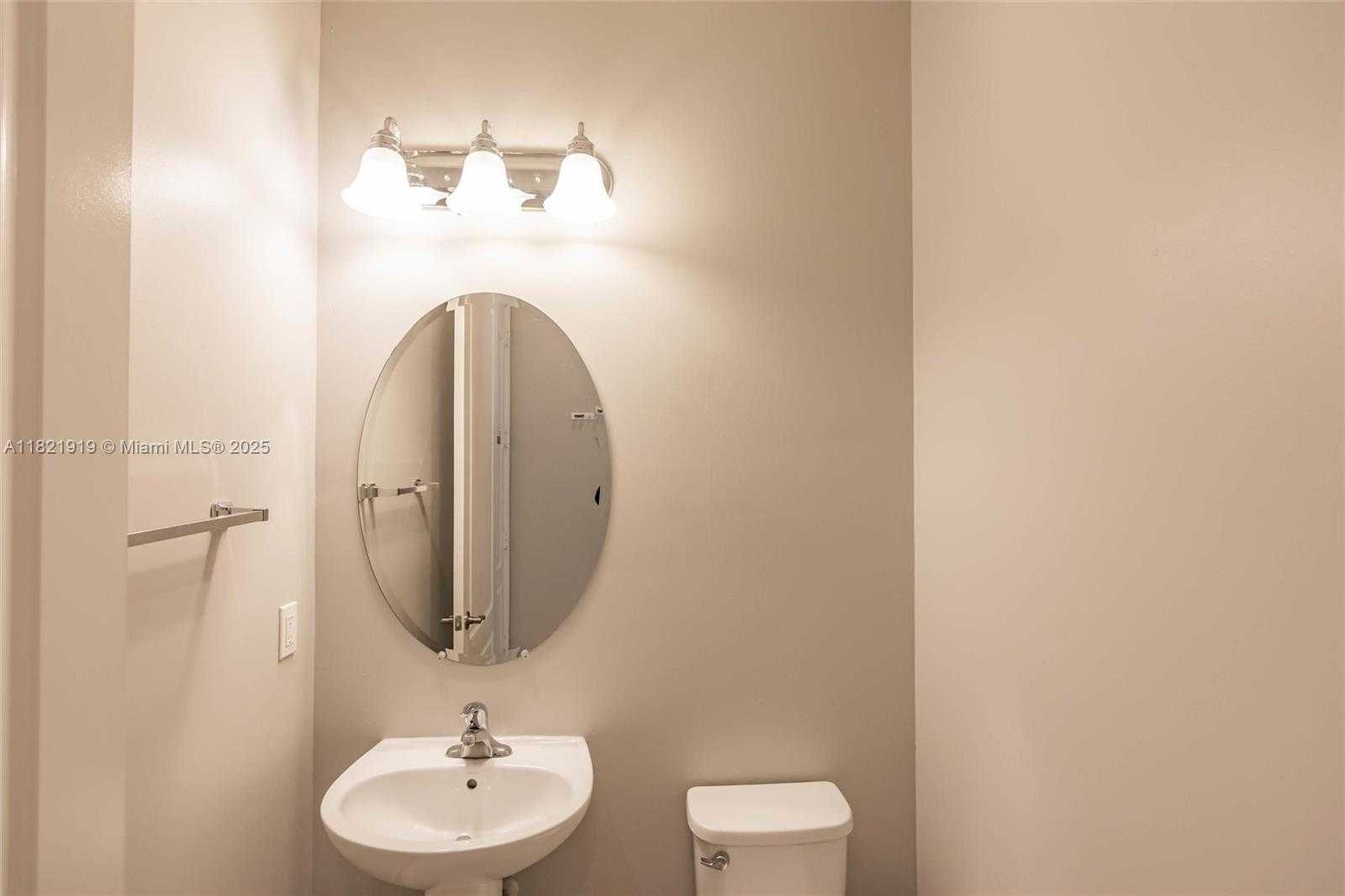 Small Image of 3809 ASPEN LEAF DR, Boynton Beach Number 18