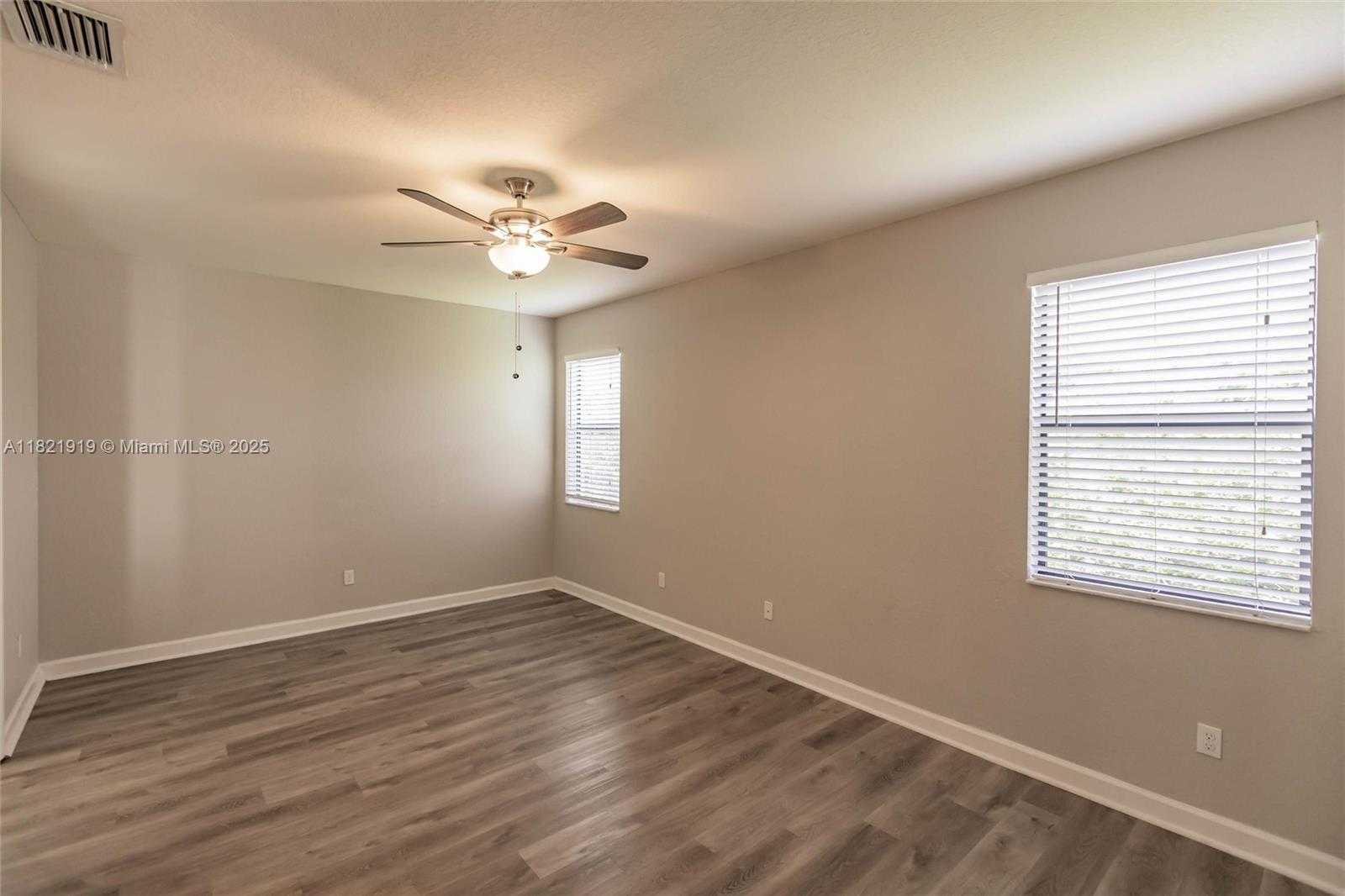 Small Image of 3809 ASPEN LEAF DR, Boynton Beach Number 20