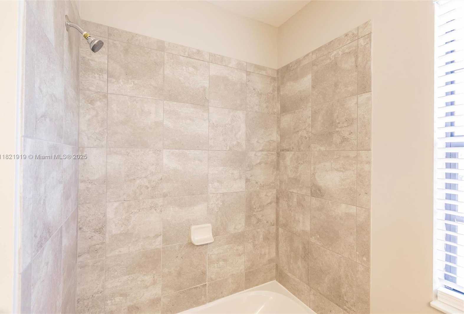 Small Image of 3809 ASPEN LEAF DR, Boynton Beach Number 37