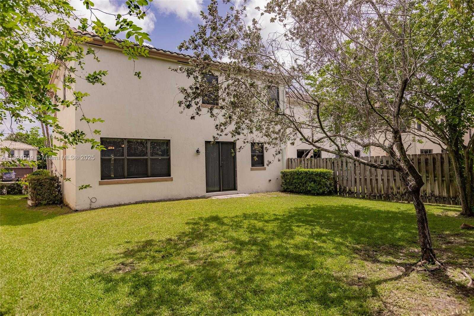 Small Image of 3809 ASPEN LEAF DR, Boynton Beach Number 43