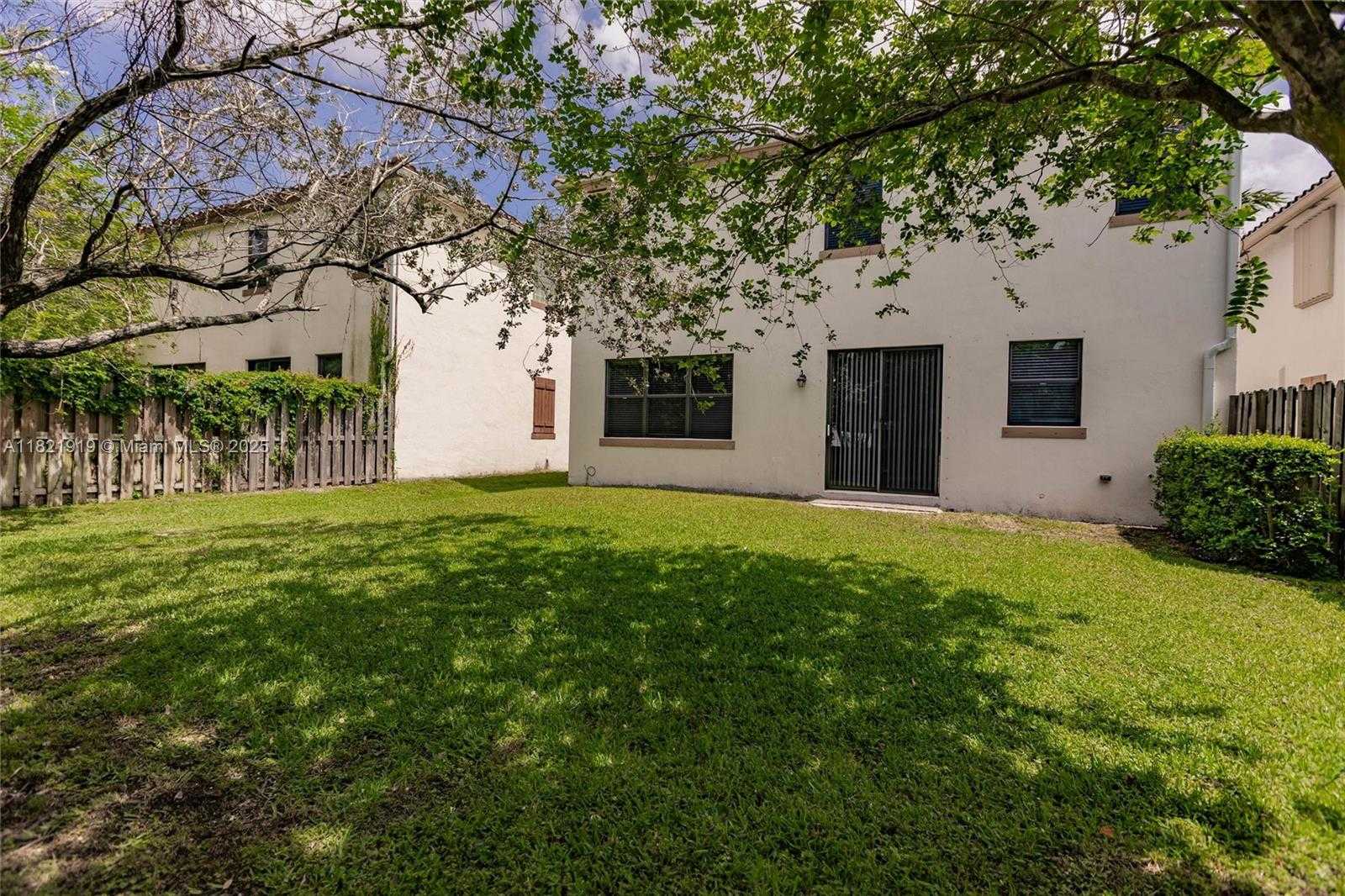 Small Image of 3809 ASPEN LEAF DR, Boynton Beach Number 44