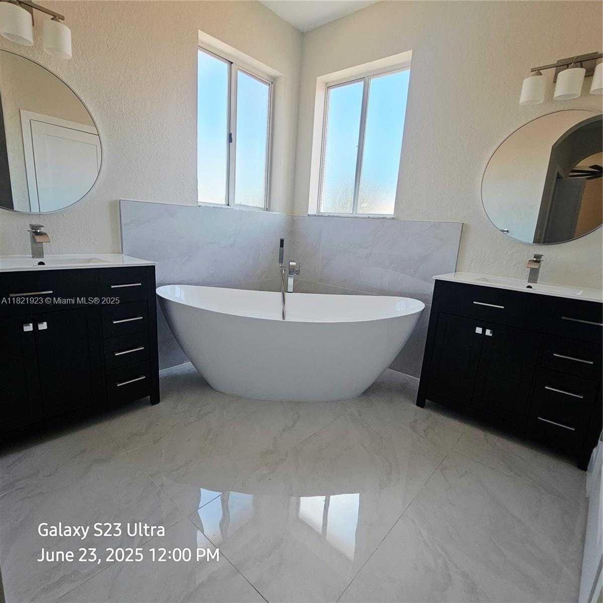 Small Image of 15259 SOUTH WEST 23RD LN, Miami Number 17