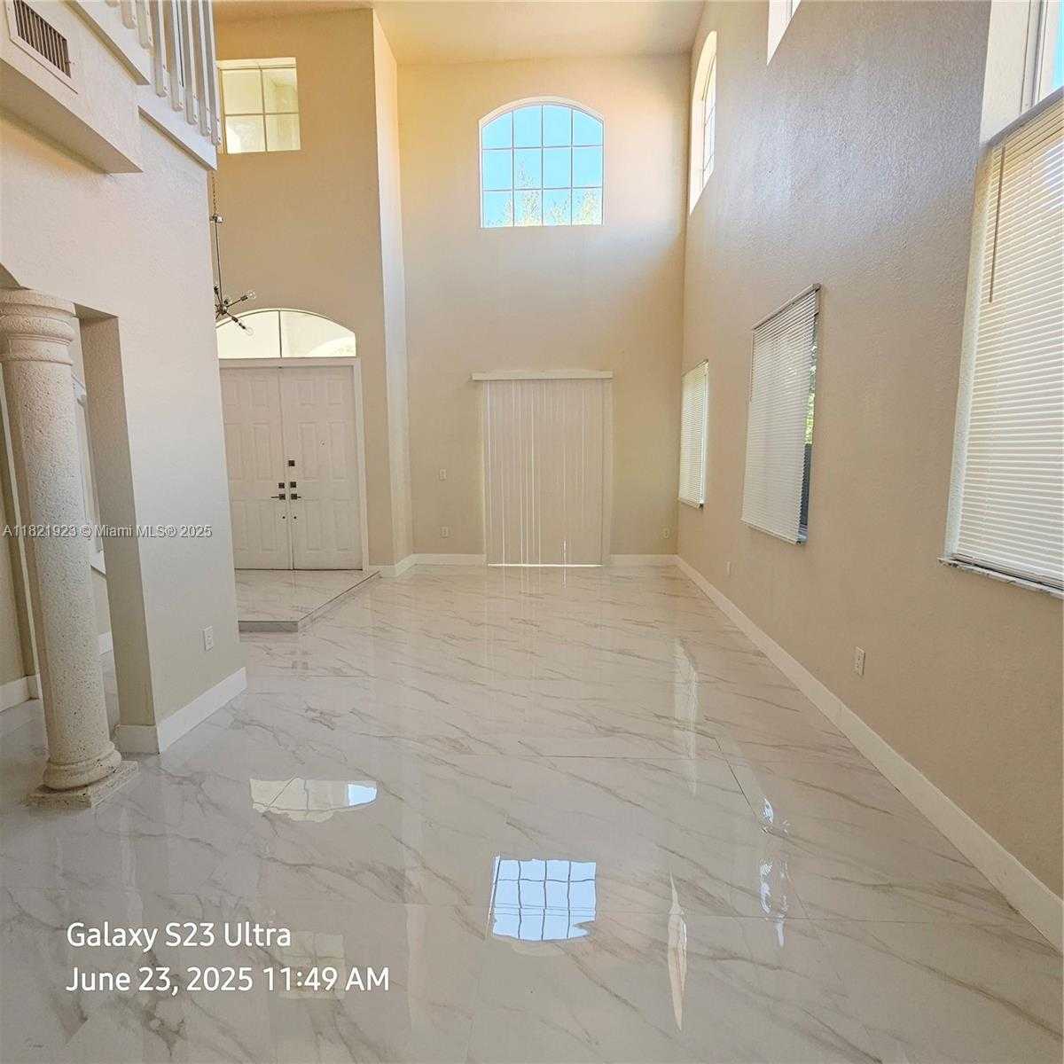 Small Image of 15259 SOUTH WEST 23RD LN, Miami Number 2