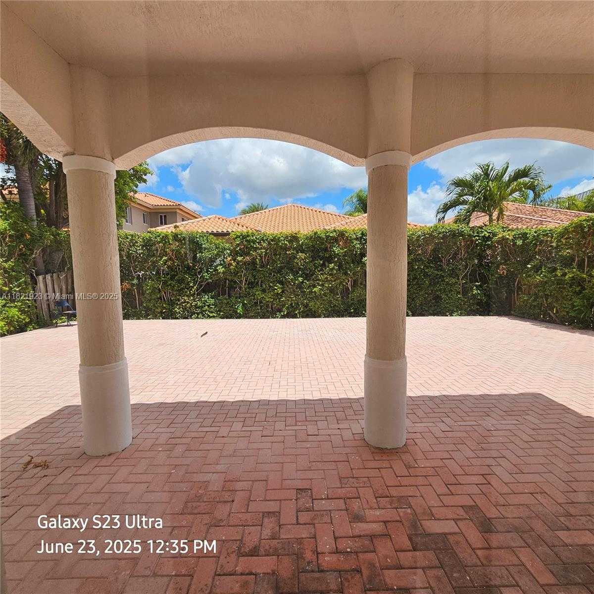 Small Image of 15259 SOUTH WEST 23RD LN, Miami Number 26