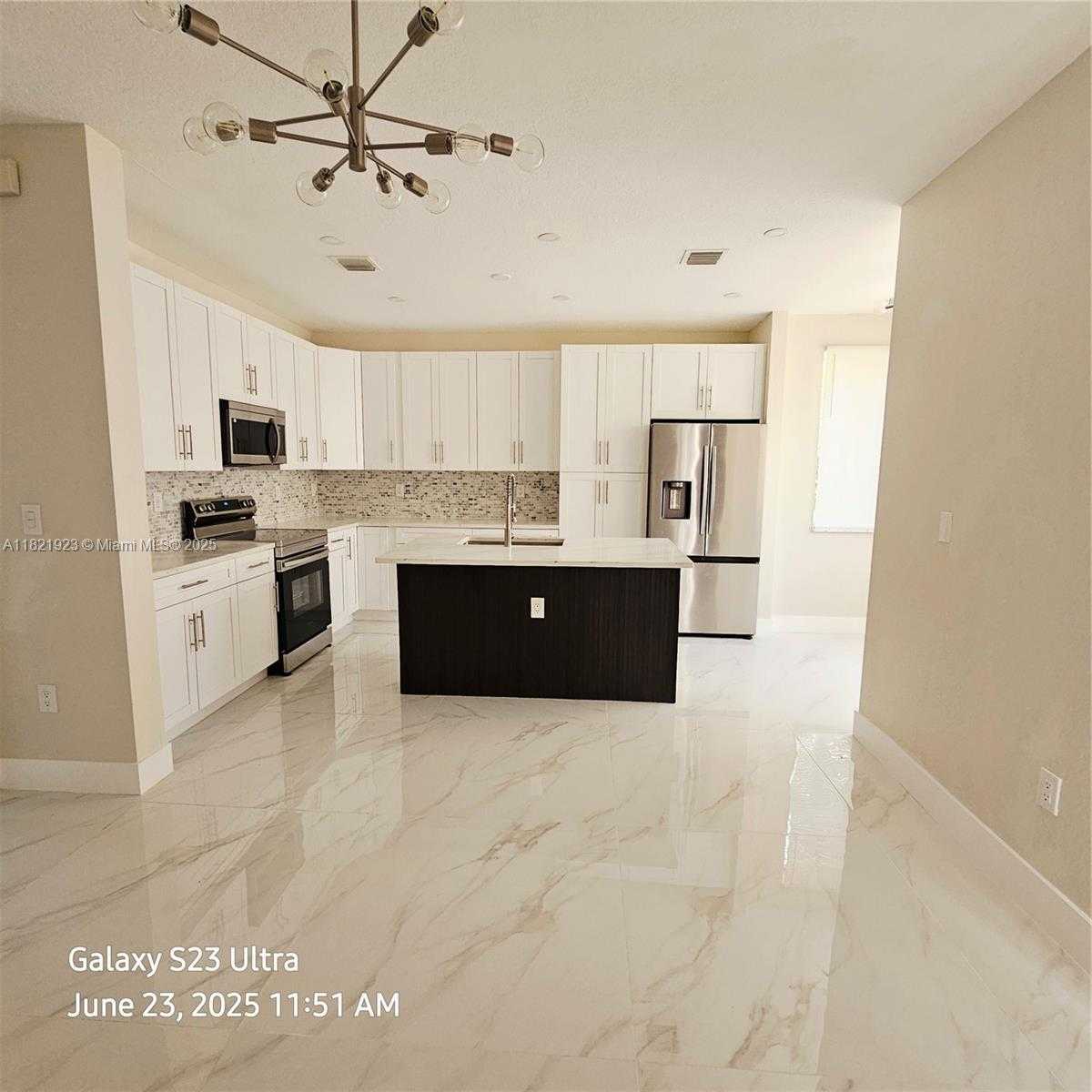 Small Image of 15259 SOUTH WEST 23RD LN, Miami Number 6