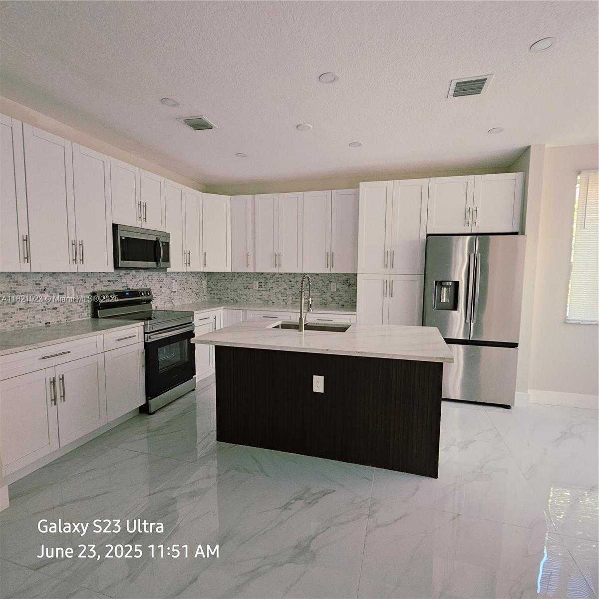 Small Image of 15259 SOUTH WEST 23RD LN, Miami Number 7
