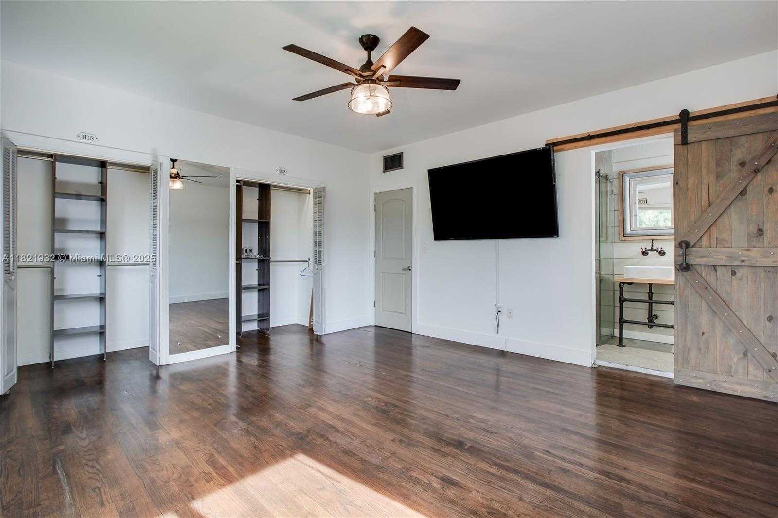 Small Image of 2305 SOUTH WEST 19TH TER, Miami Number 9