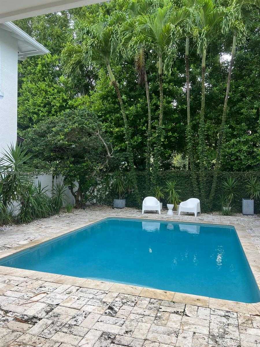 Small Image of 4 COCONUT LN, Key Biscayne Number 8