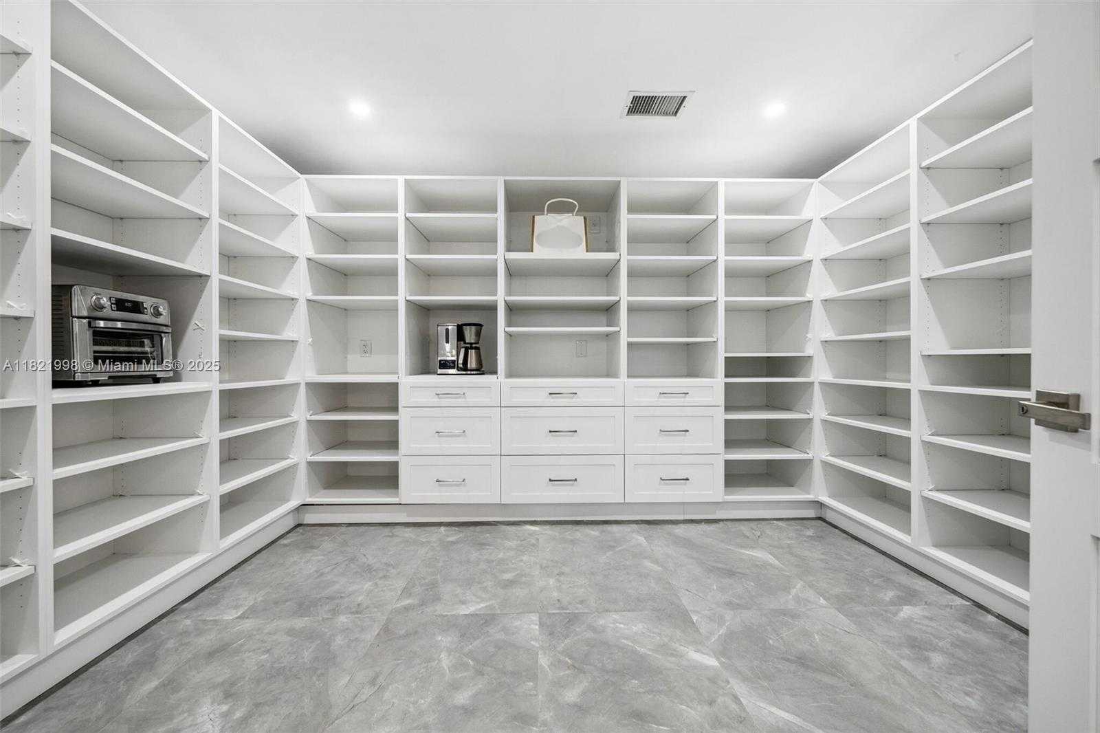 Small Image of 4837 TARPON AVE, Cape Coral Number 14