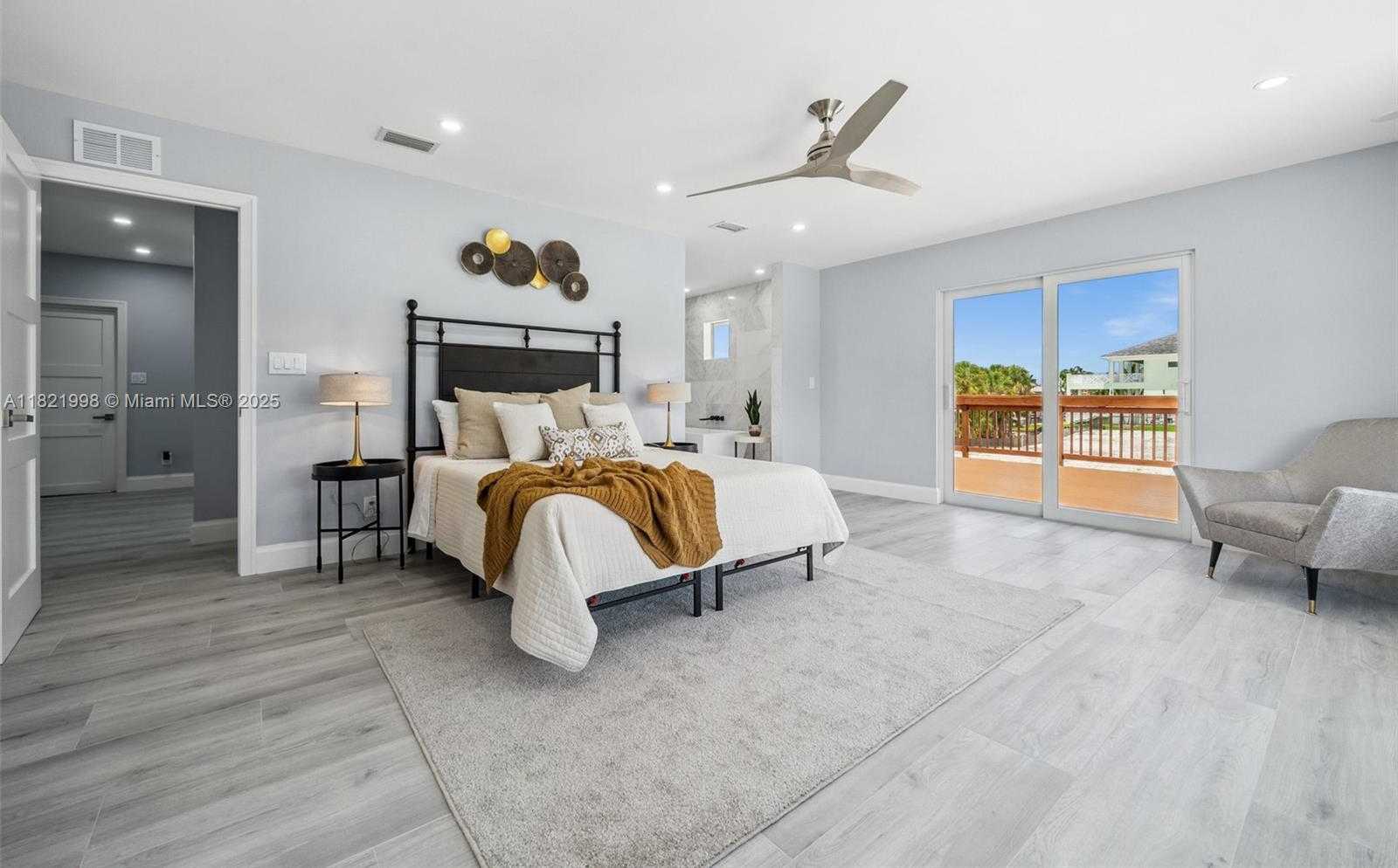 Small Image of 4837 TARPON AVE, Cape Coral Number 30