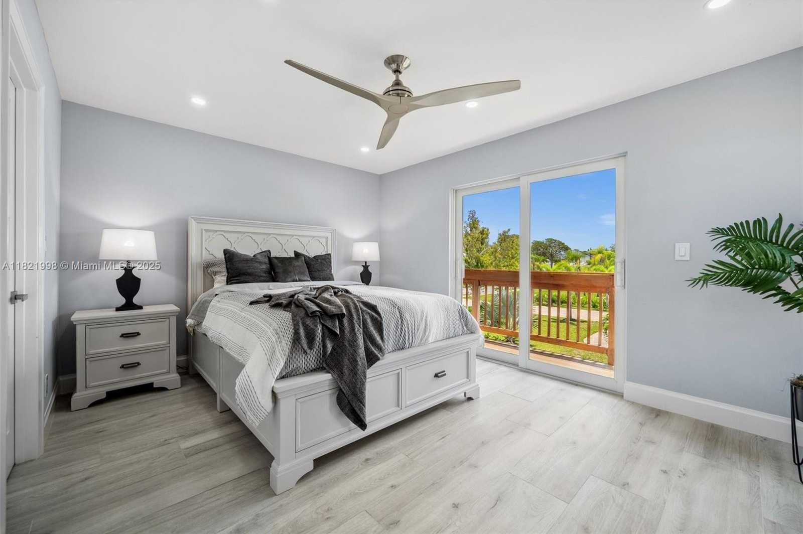 Small Image of 4837 TARPON AVE, Cape Coral Number 34