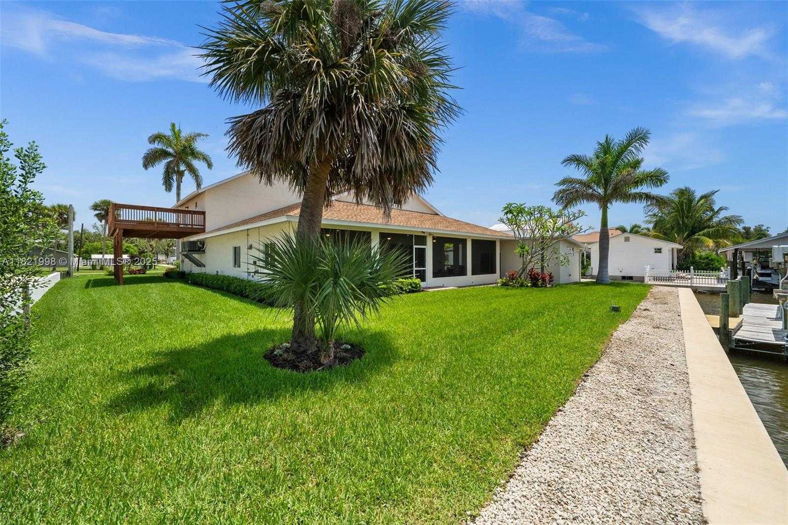 Small Image of 4837 TARPON AVE, Cape Coral Number 43