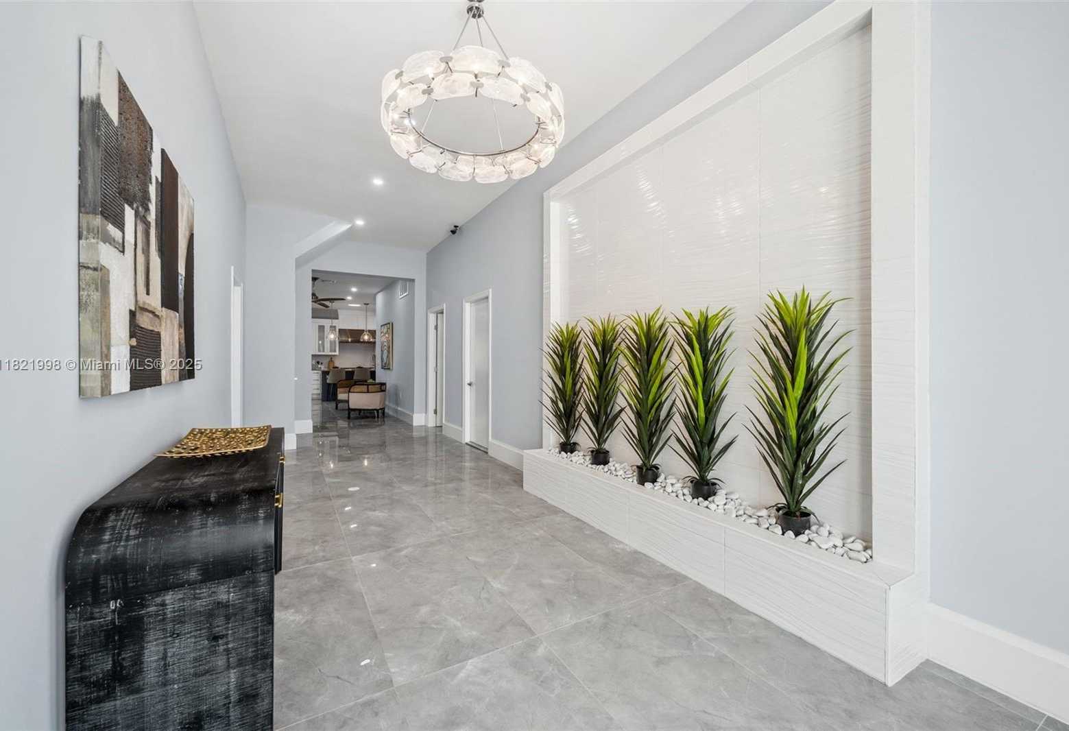 Small Image of 4837 TARPON AVE, Cape Coral Number 8
