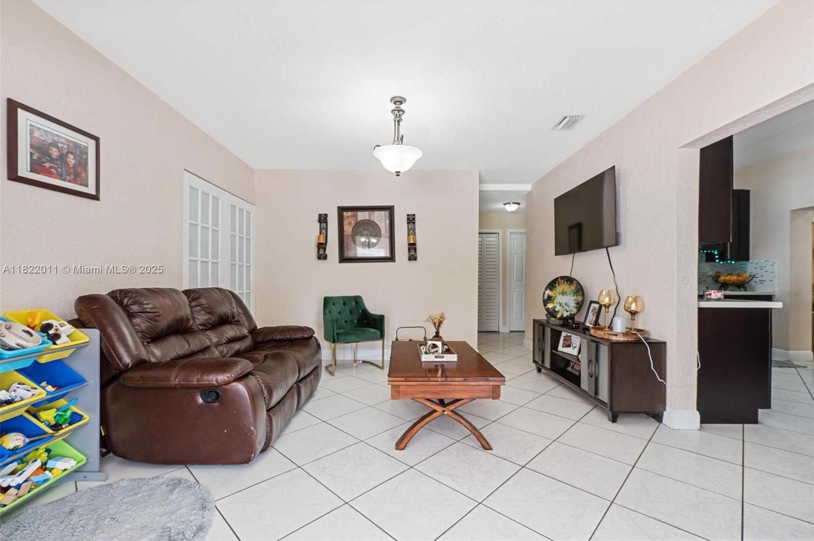 Small Image of 230 WEST 47TH ST, Hialeah Number 19
