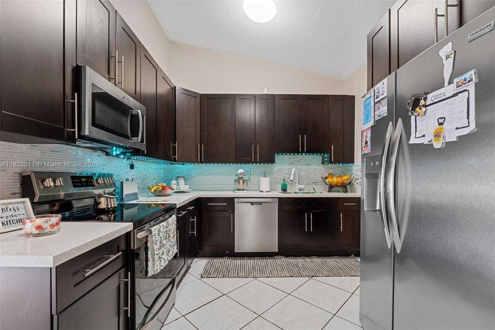 Small Image of 230 WEST 47TH ST, Hialeah Number 22