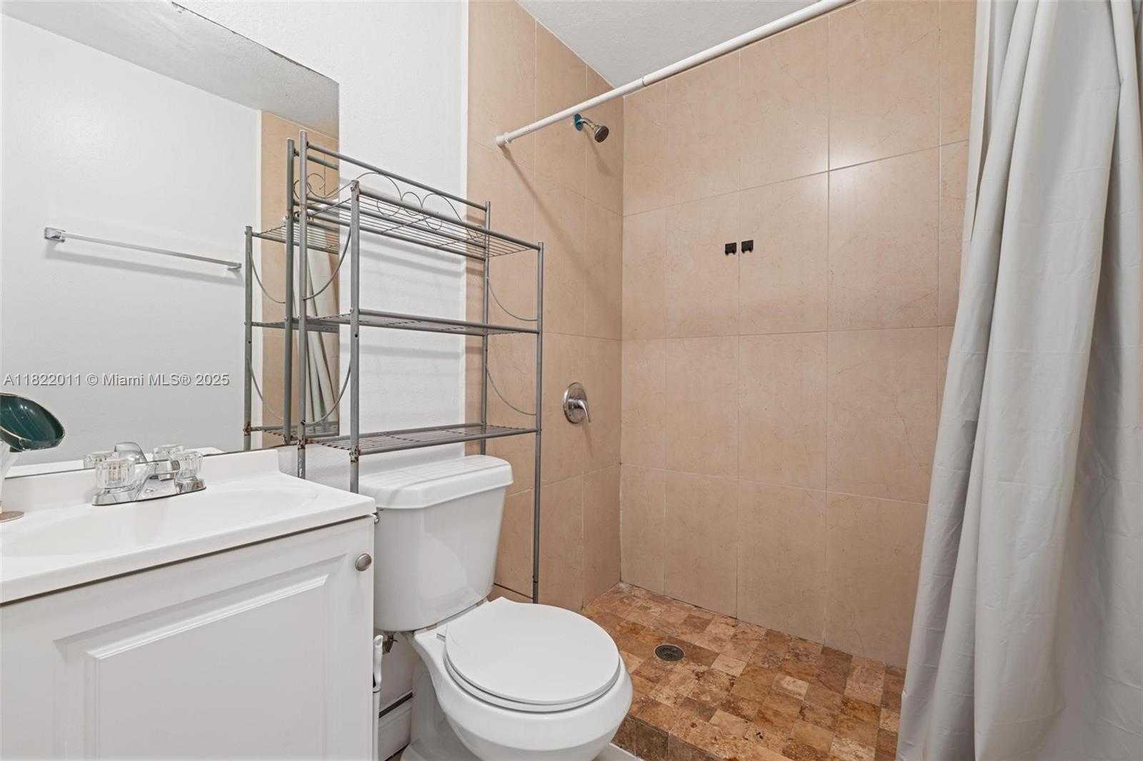 Small Image of 230 WEST 47TH ST, Hialeah Number 27