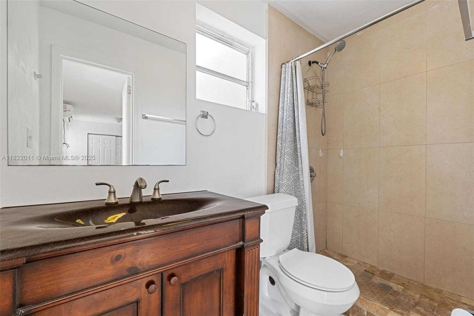 Small Image of 230 WEST 47TH ST, Hialeah Number 30