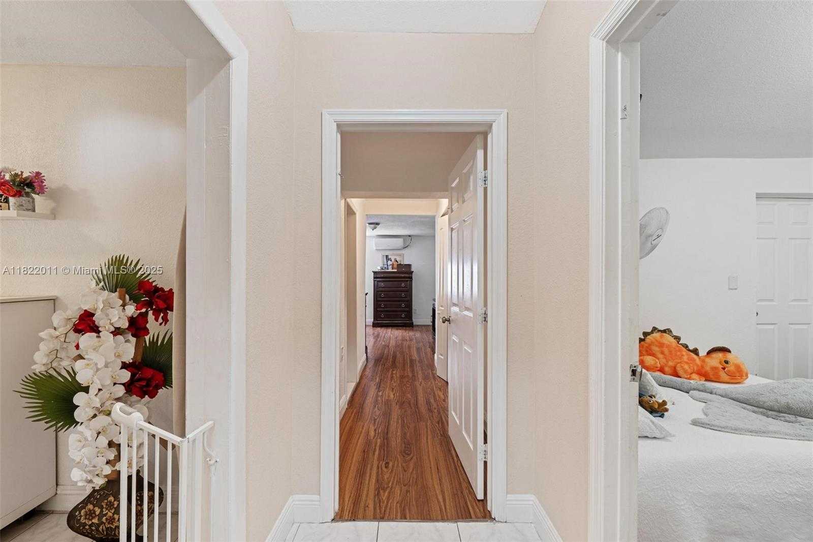 Small Image of 230 WEST 47TH ST, Hialeah Number 31