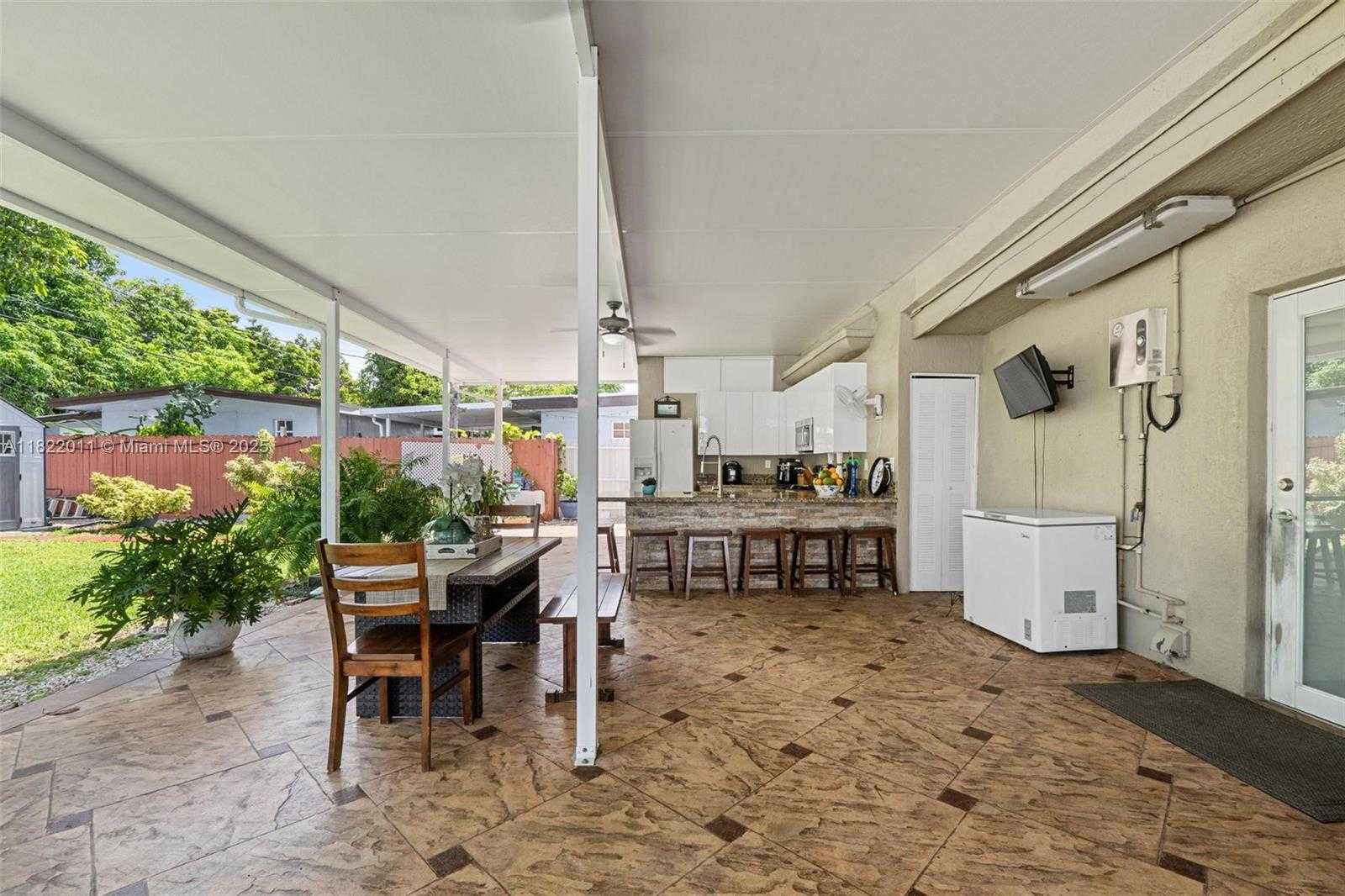 Small Image of 230 WEST 47TH ST, Hialeah Number 50