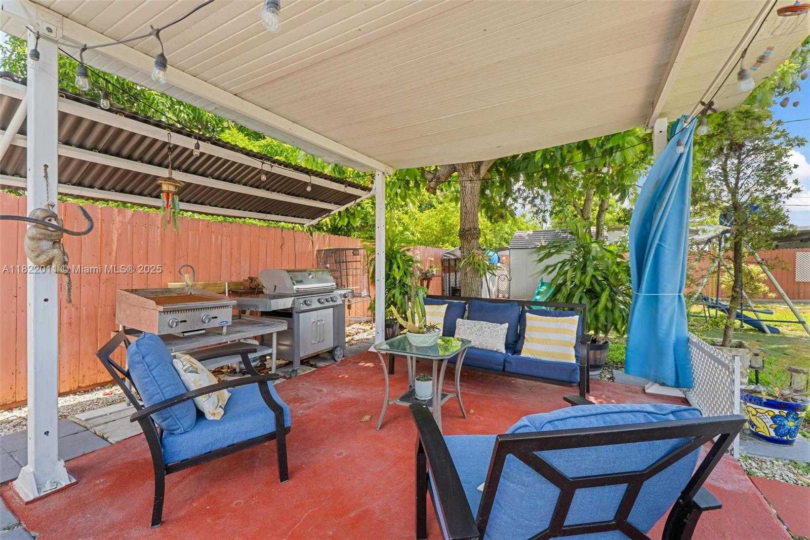 Small Image of 230 WEST 47TH ST, Hialeah Number 56