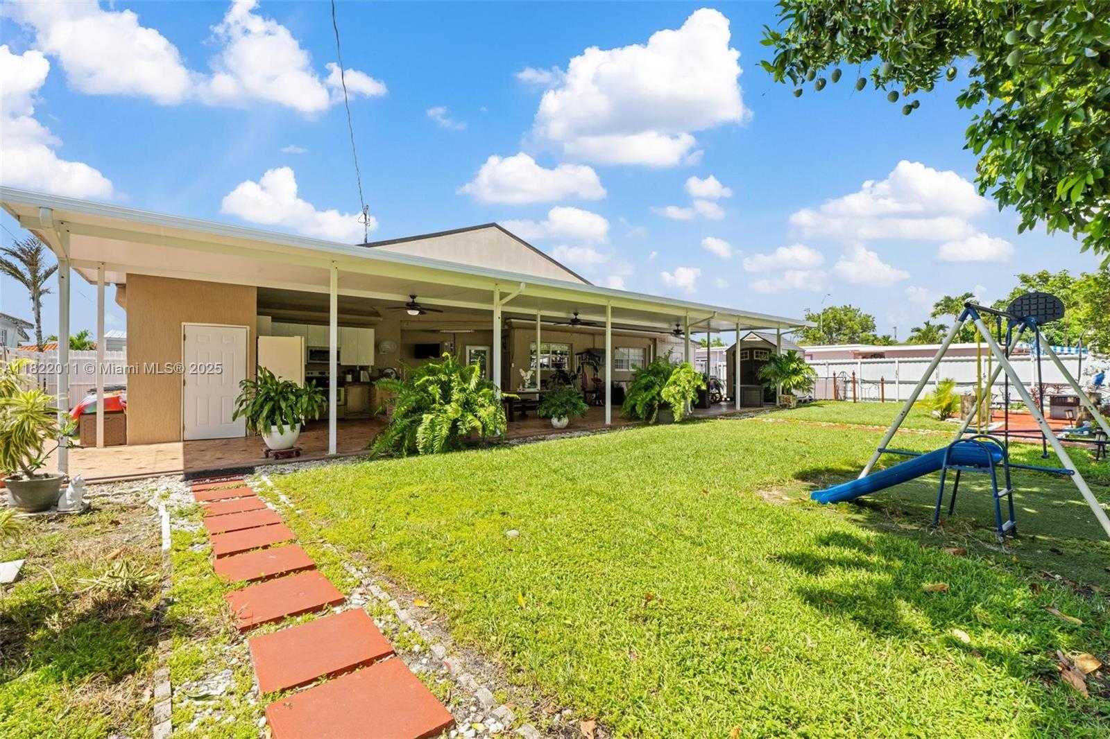 Small Image of 230 WEST 47TH ST, Hialeah Number 91