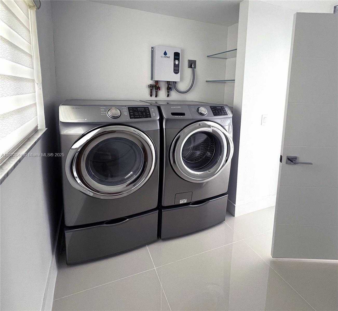 Small Image of 1321 GARFIELD ST, Hollywood Number 16