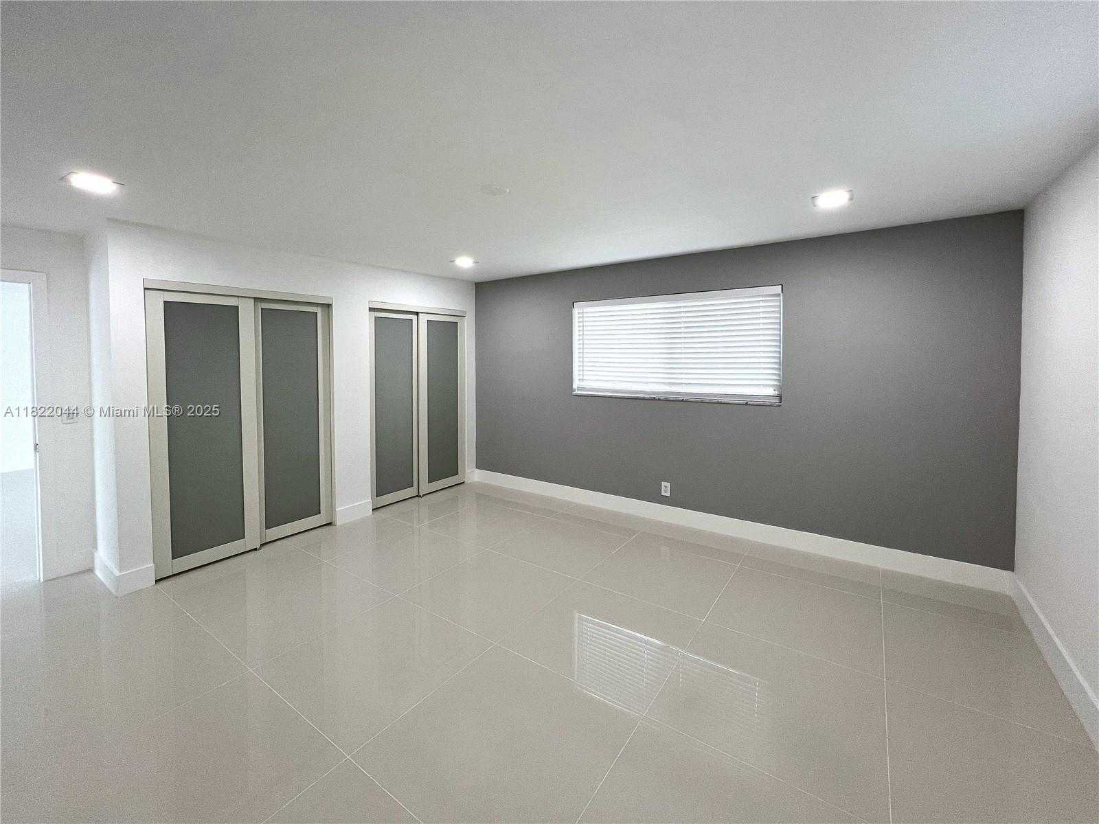 Small Image of 1321 GARFIELD ST, Hollywood Number 30