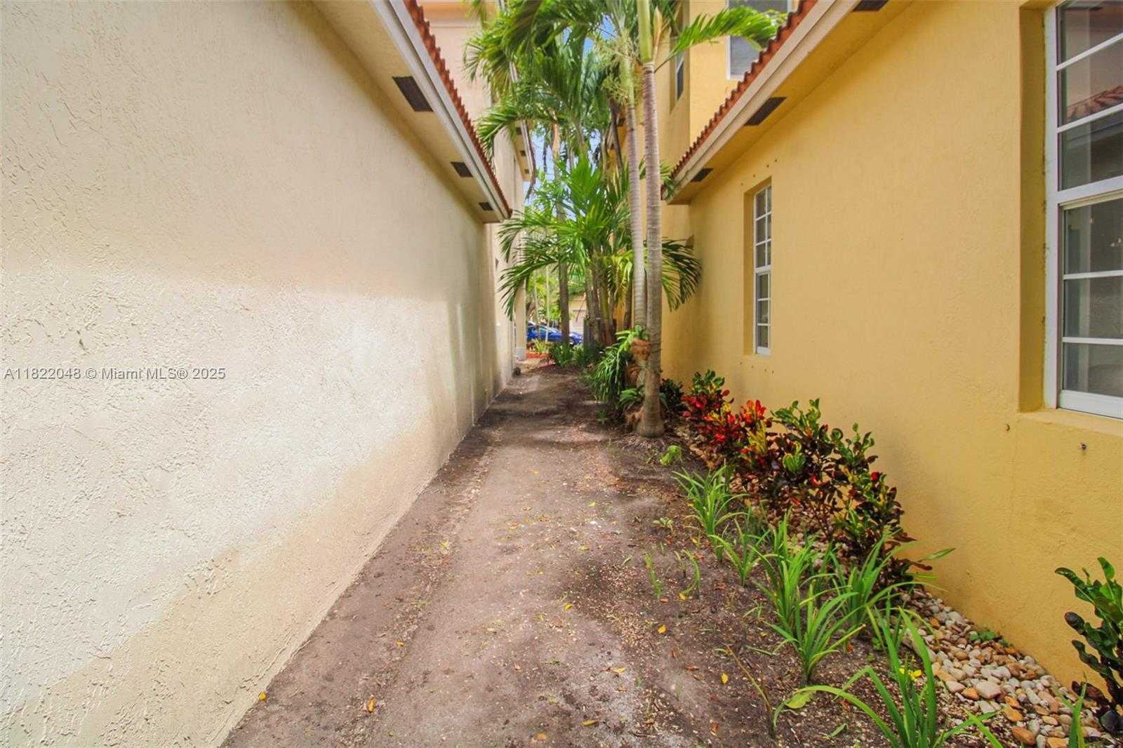 Small Image of 2131 NORTH EAST 37TH RD, Homestead Number 32