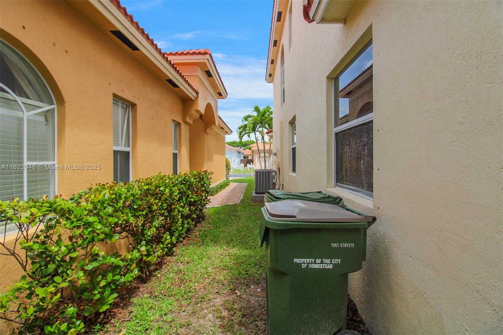 Small Image of 2131 NORTH EAST 37TH RD, Homestead Number 33