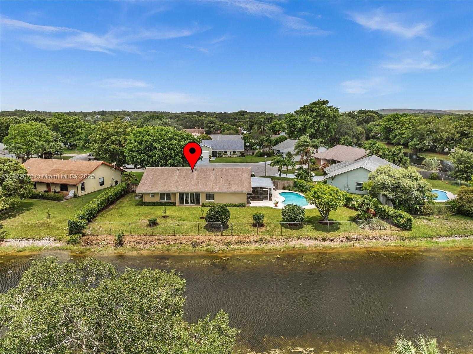 Small Image of 3920 NORTH WEST 20TH ST, Coconut Creek Number 45