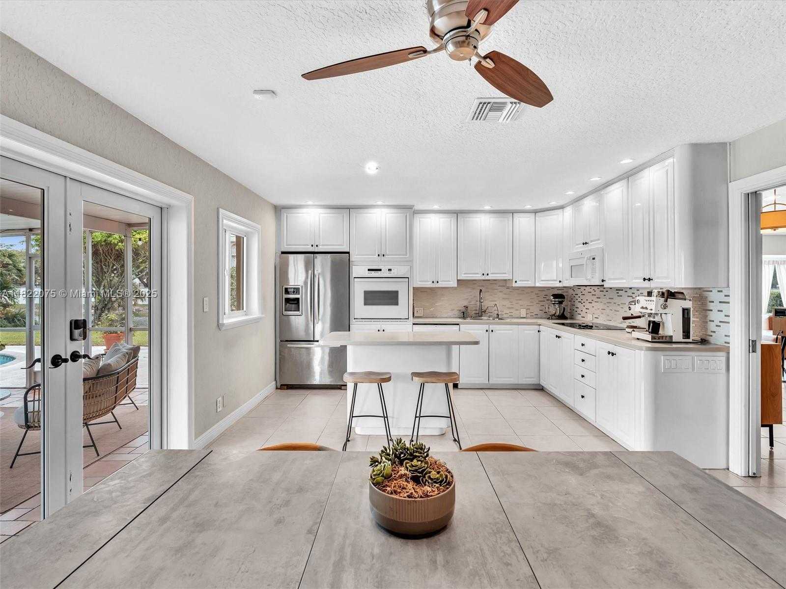 Small Image of 3920 NORTH WEST 20TH ST, Coconut Creek Number 9