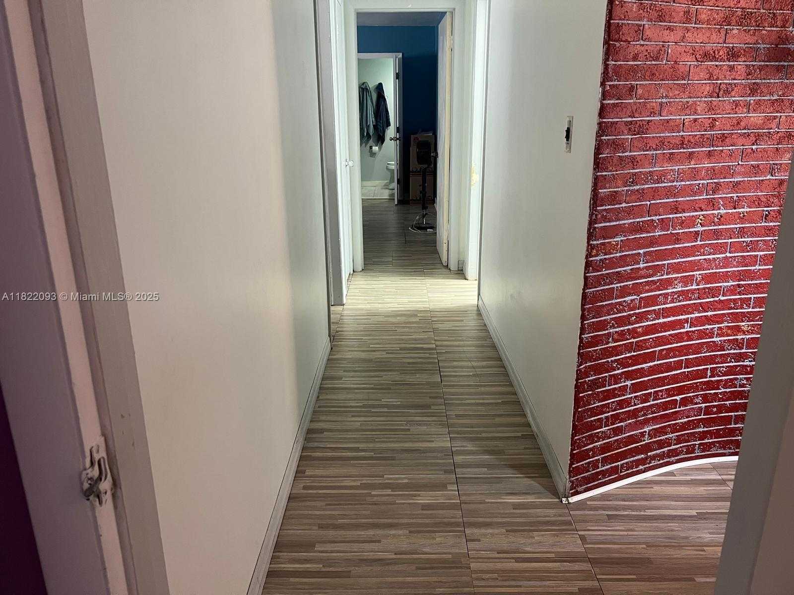 Small Image of 7110 SOUTH WEST 11TH ST, Pembroke Pines Number 19