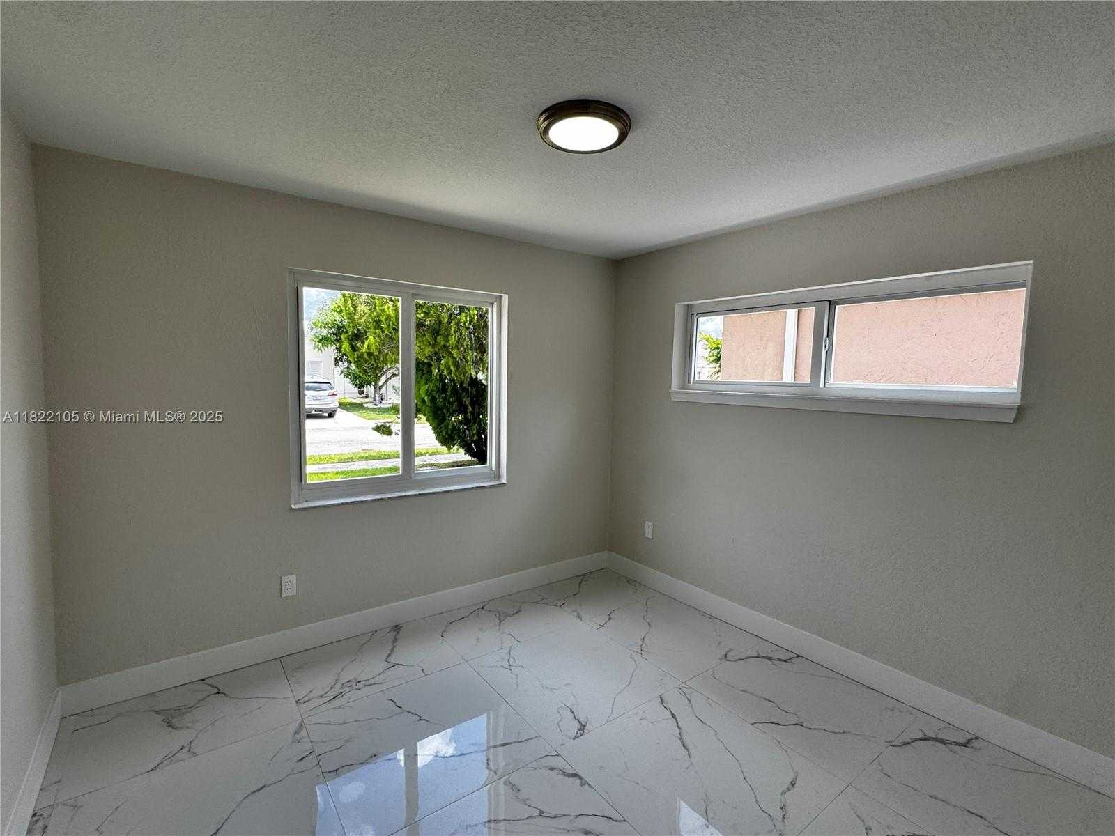 Small Image of 10000 OLIVE ST, Miramar Number 10