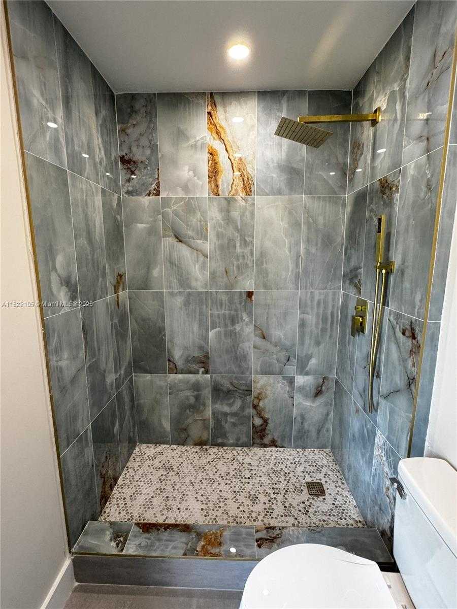 Small Image of 10000 OLIVE ST, Miramar Number 18