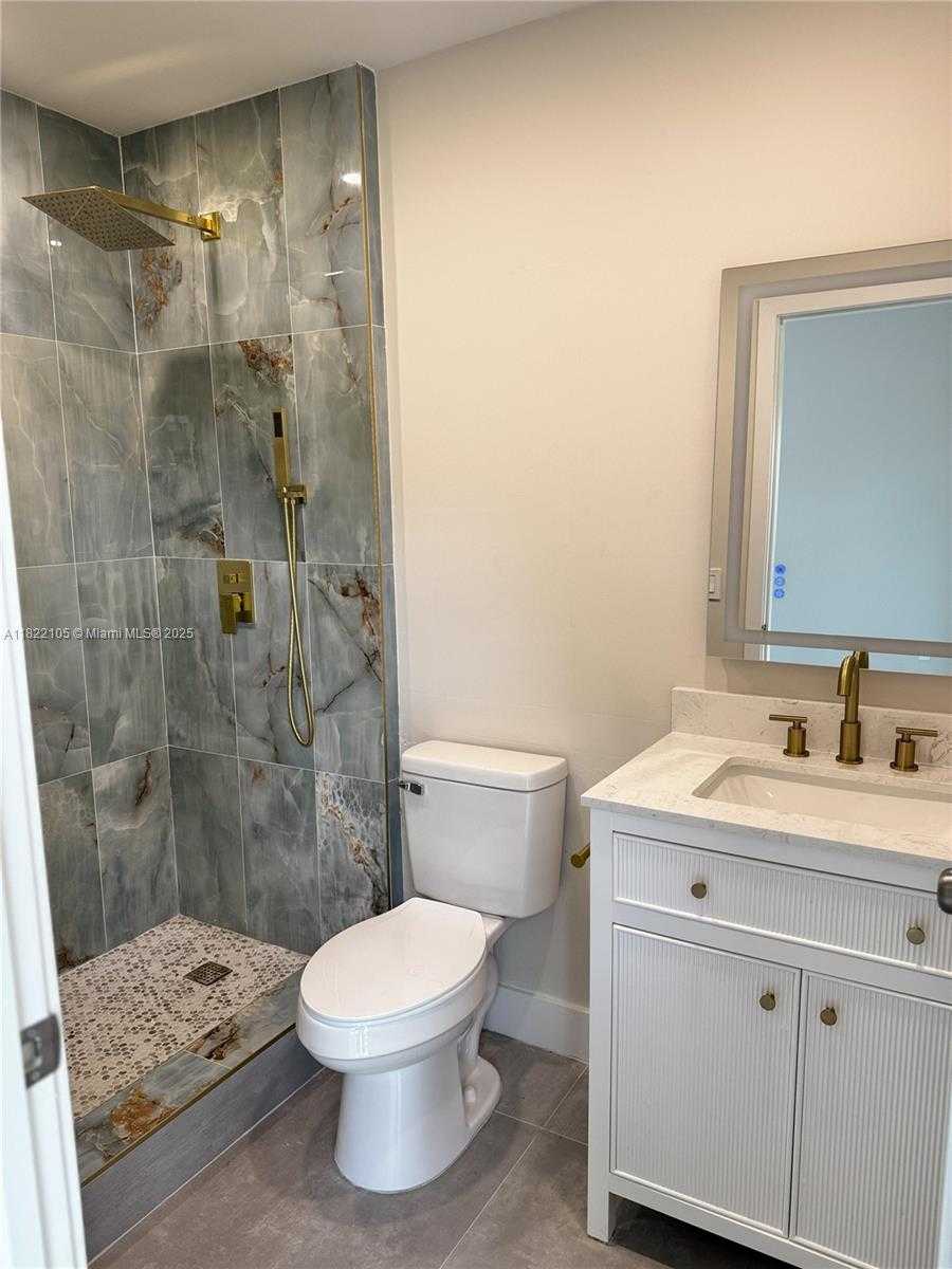 Small Image of 10000 OLIVE ST, Miramar Number 19