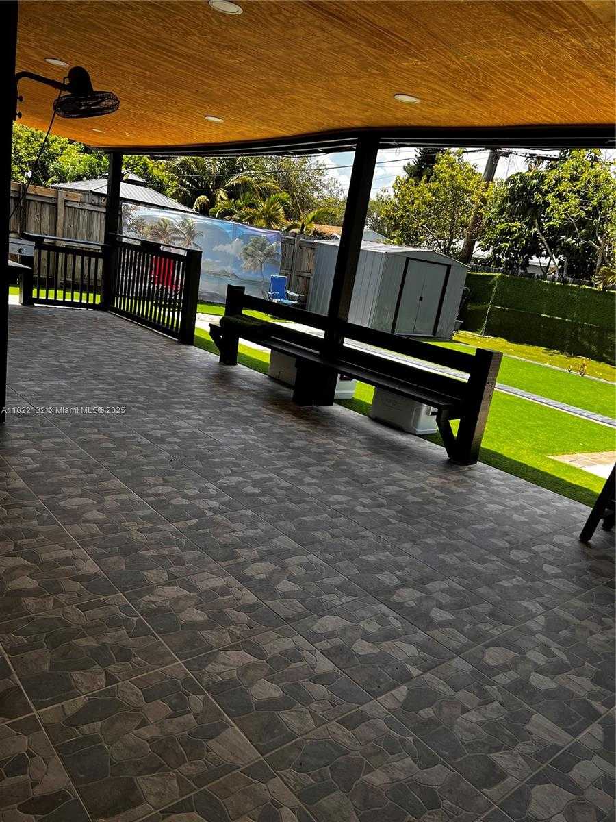 Small Image of 7151 PERSHING ST, Hollywood Number 28