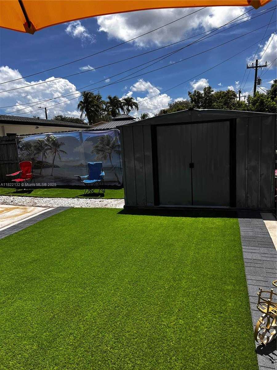 Small Image of 7151 PERSHING ST, Hollywood Number 36