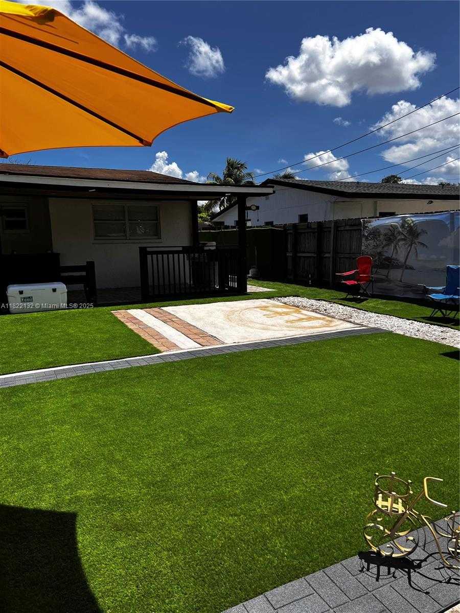 Small Image of 7151 PERSHING ST, Hollywood Number 38