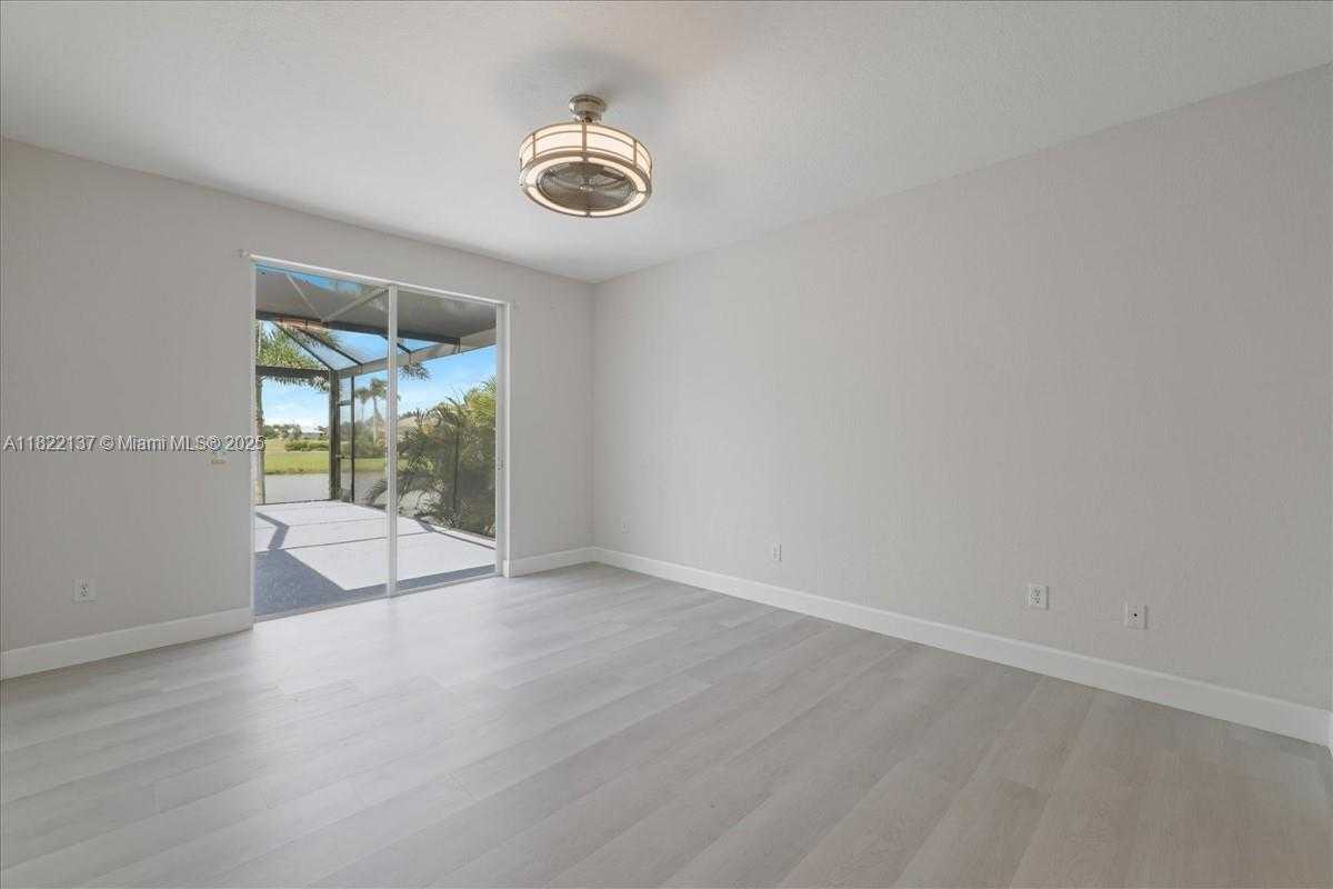 Small Image of 24004 VINCENT AVE, Punta Gorda Number 16