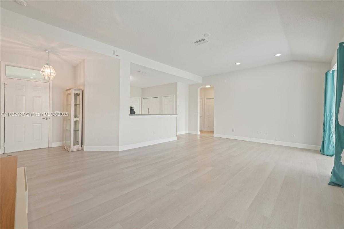 Small Image of 24004 VINCENT AVE, Punta Gorda Number 8