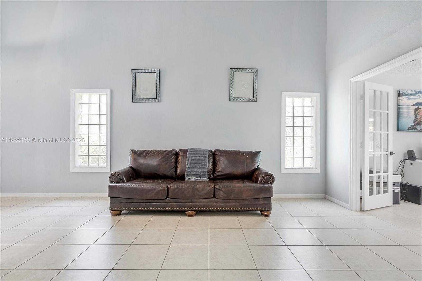 Small Image of 19257 NORTH WEST 14TH ST, Pembroke Pines Number 12