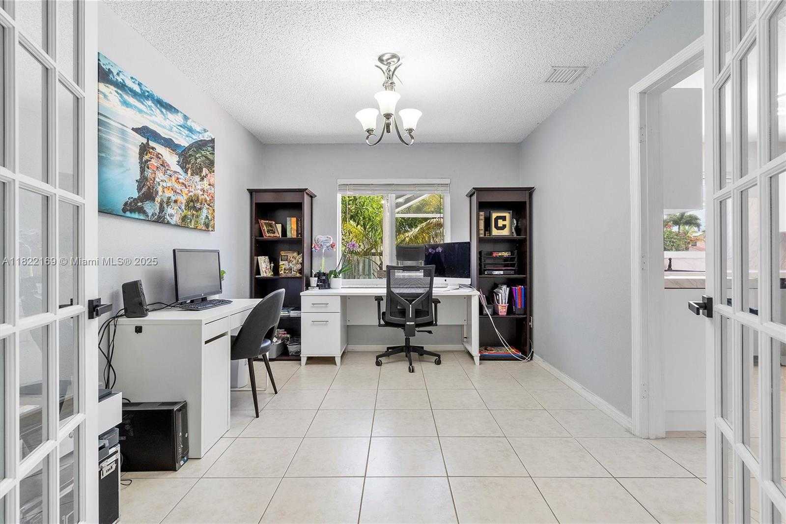 Small Image of 19257 NORTH WEST 14TH ST, Pembroke Pines Number 14