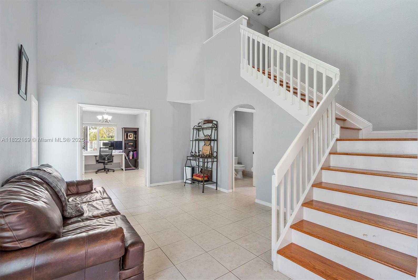 Small Image of 19257 NORTH WEST 14TH ST, Pembroke Pines Number 26