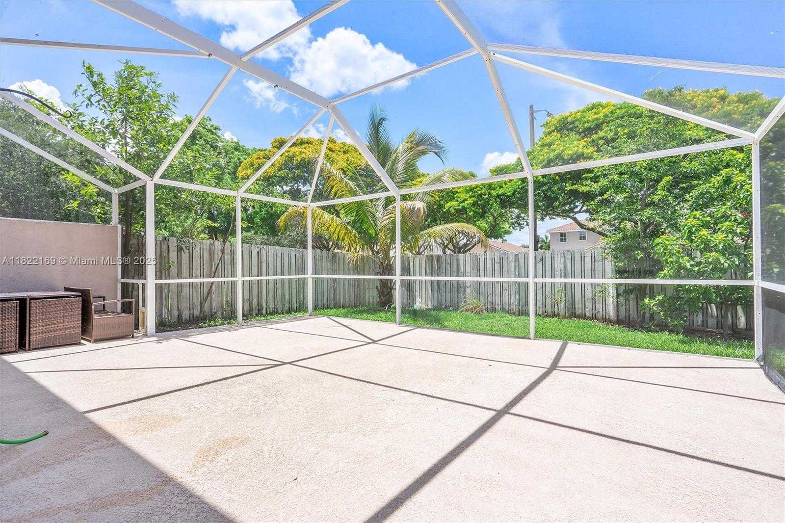 Small Image of 19257 NORTH WEST 14TH ST, Pembroke Pines Number 44