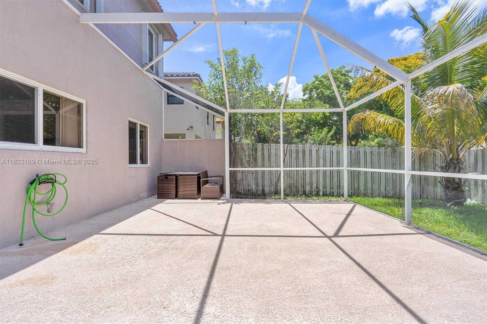 Small Image of 19257 NORTH WEST 14TH ST, Pembroke Pines Number 45