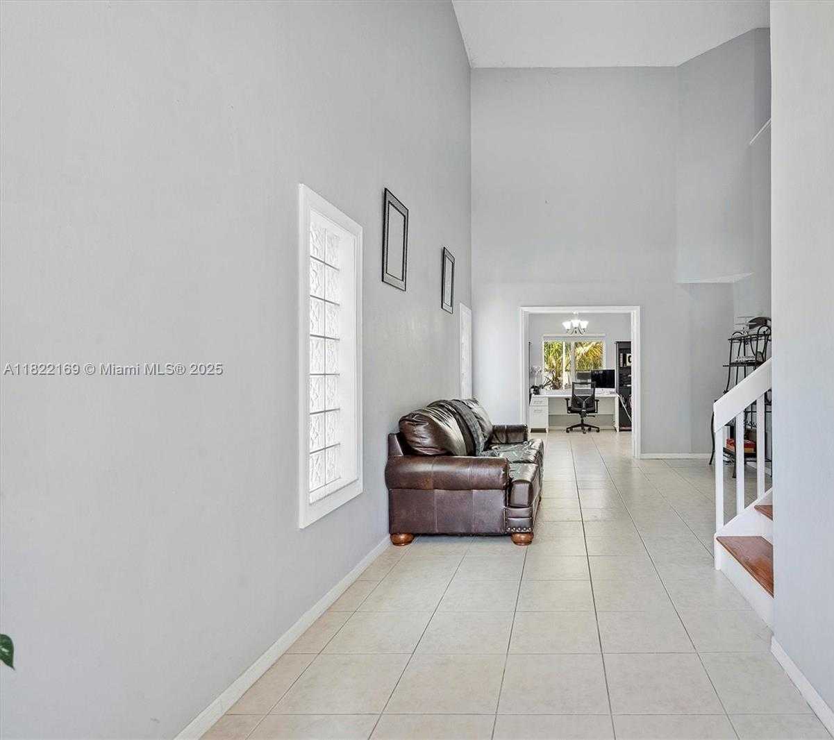 Small Image of 19257 NORTH WEST 14TH ST, Pembroke Pines Number 9