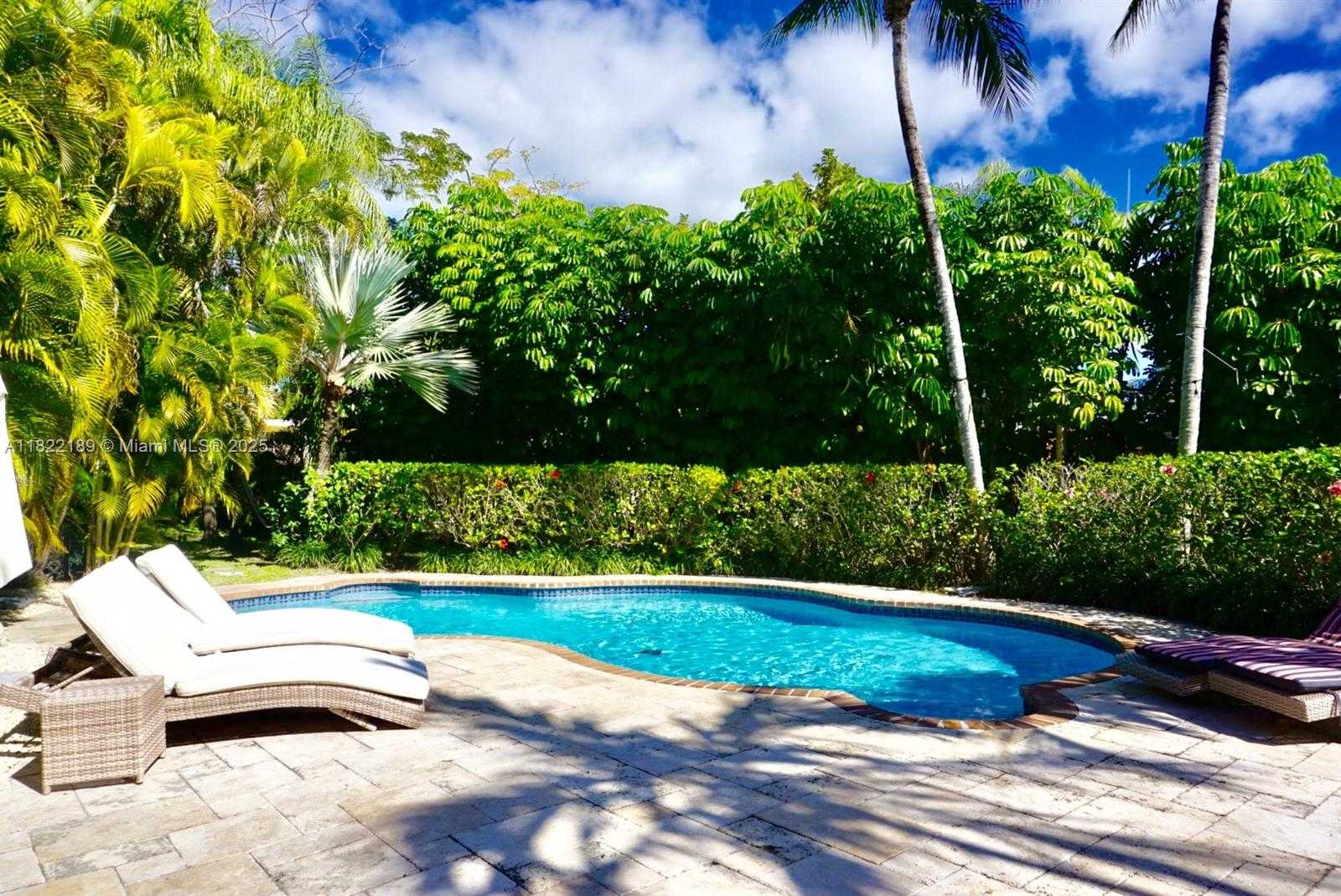 Small Image of 13200 SOUTH WEST 59TH AVE, Pinecrest Number 31