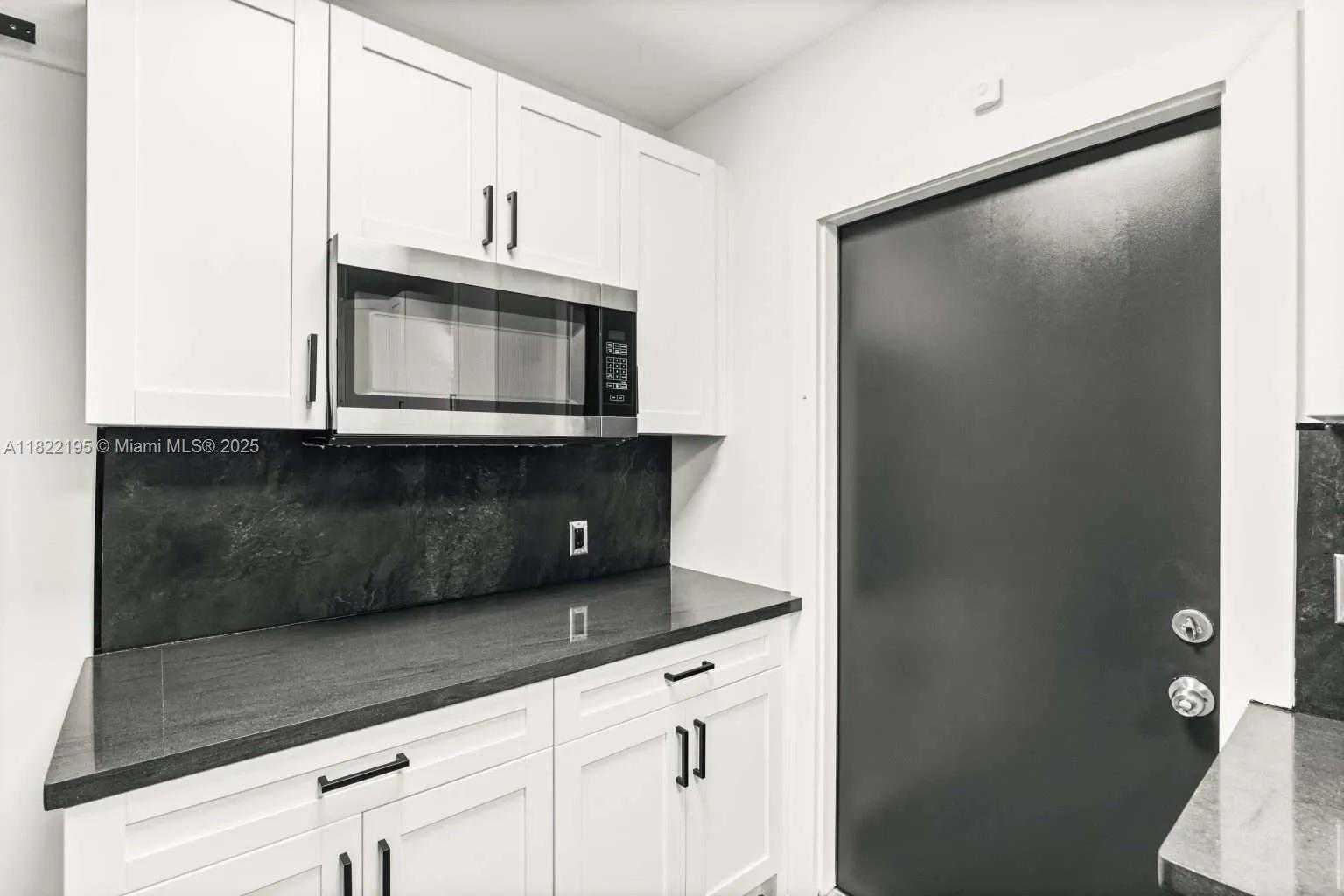 Small Image of 1121 NORTH WEST 57TH ST, Miami Number 30