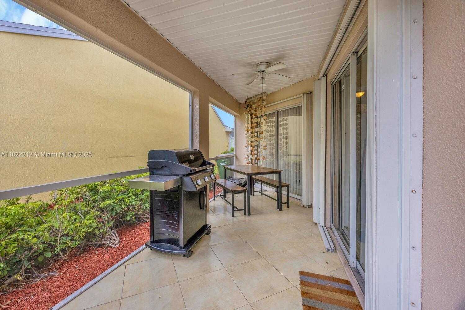 Small Image of 470 SOUTH EAST 21ST LN, Homestead Number 19